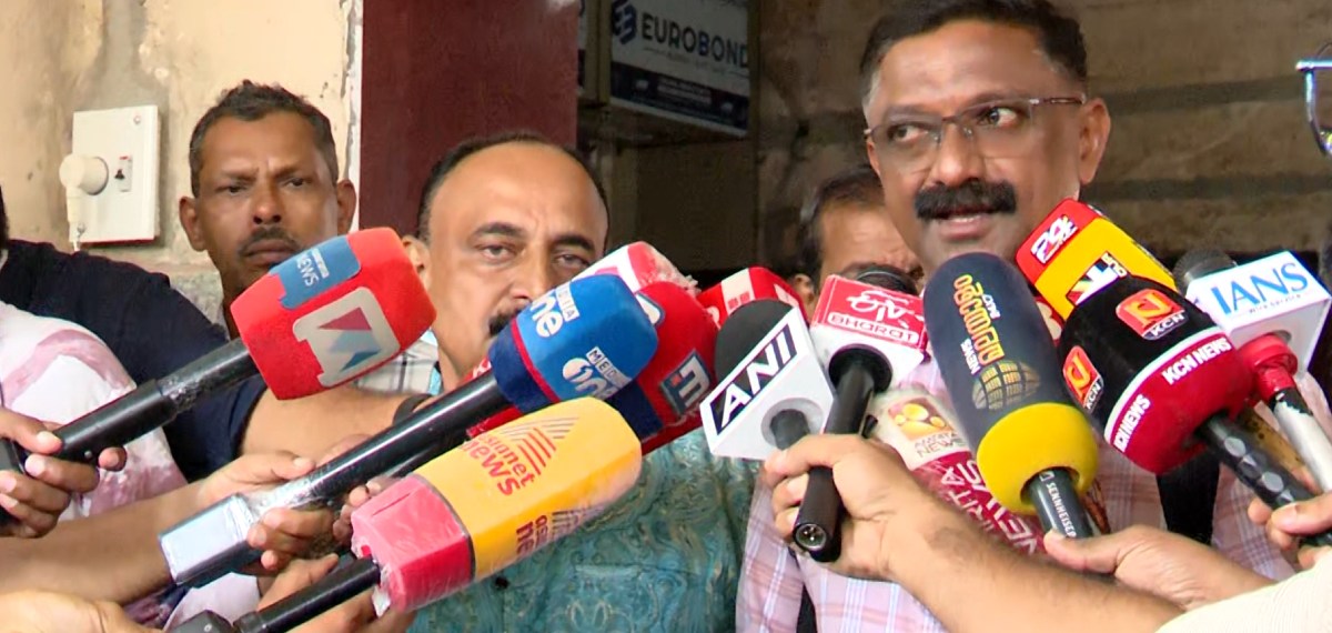 'പ്ലാനിലില്ലാതിരുന്ന ബുദ്ധക്ഷേത്രത്തിൽ കയറി, പ്രളയ വാർത്തയറിഞ്ഞത് പിന്നാലെ'; നേപ്പാളിൽ നിന്നെത്തിയ മലയാളികൾ
