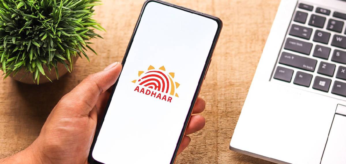  blue and white Aadhaar