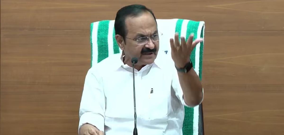 മുഖ്യമന്ത്രി മാധ്യമ പ്രവര്ത്തകരോട് ക്ഷുഭിതനായ സംഭവം; പ്രതിഷേധവുമായി KUWJ