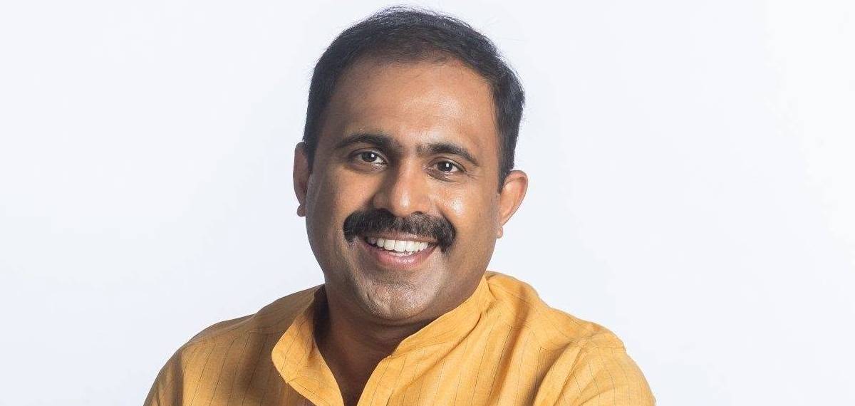 'അമൽ അടക്കമുള്ളവരുടെ പ്രളയ രക്ഷാപ്രവർത്തനത്തിന് അനുമോദനം, 50,000 രൂപ പിഴത്തുക ഹൈക്കോടതി അഭിഭാഷകർ അടയ്ക്കും'