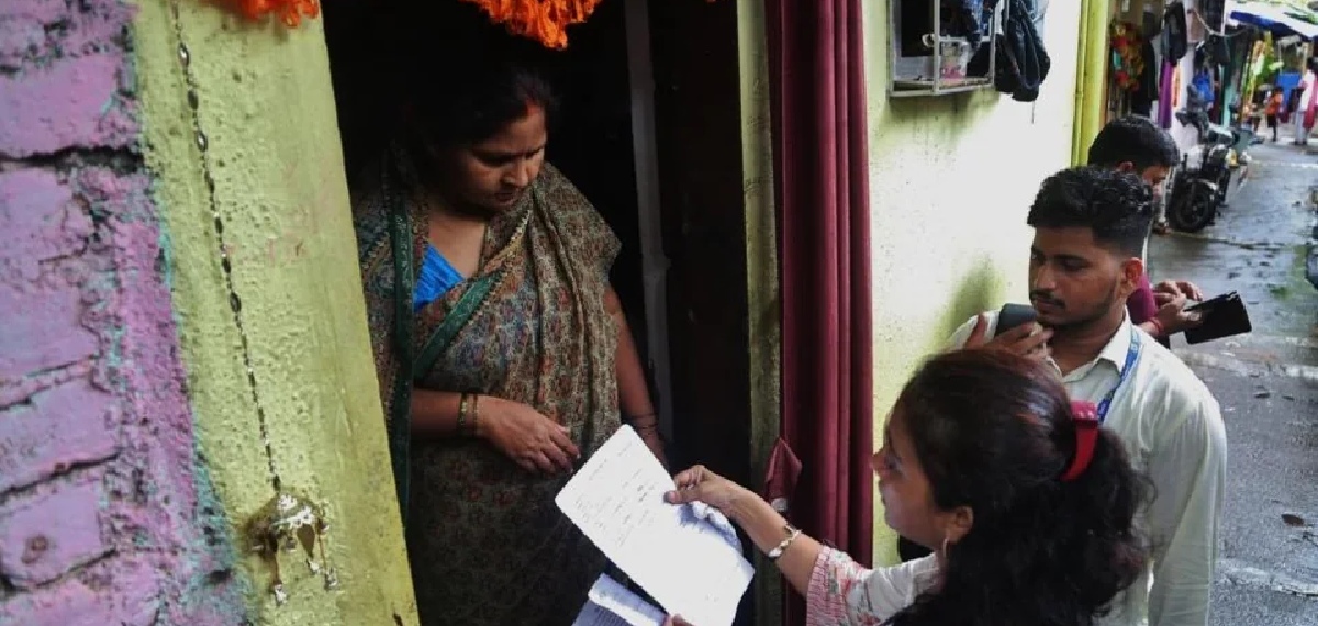ഡൽഹിയിൽ എസ്ഐആറിന് മുൻപേ അസാധാരണ നടപടി; 11 ലക്ഷത്തോളം വോട്ടർമാരെ കൂട്ടത്തോടെ വെട്ടി