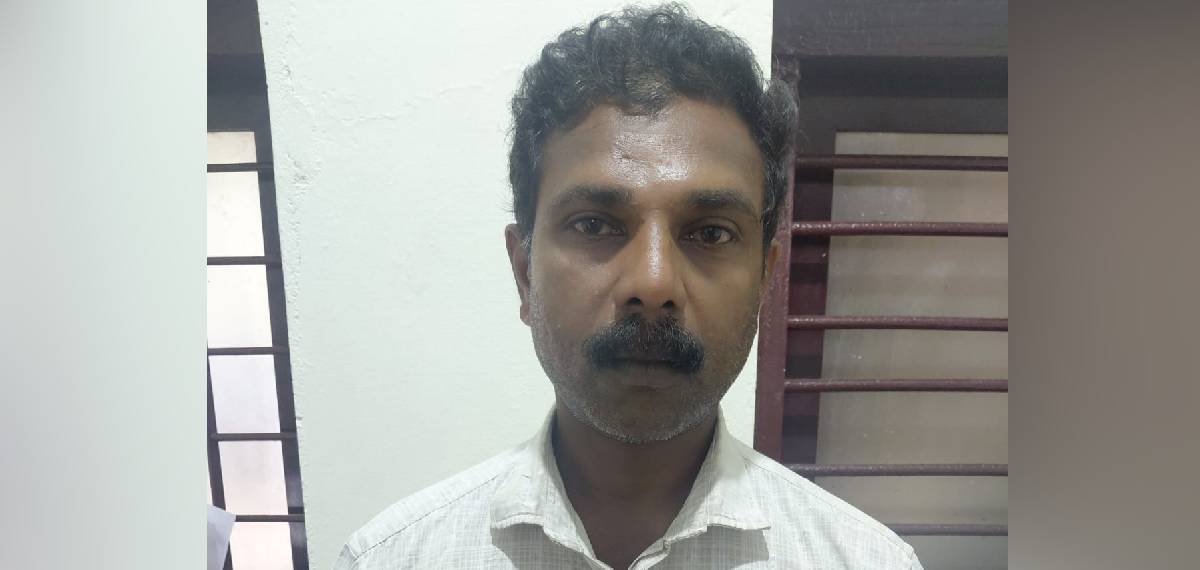 മദ്യപിച്ചെത്തി ഭാര്യക്ക് നേരെ തിളച്ച വെള്ളം ഒഴിച്ചു, വീണത് മകളുടെ ദേഹത്ത്; ഒളിവിൽ പോയ പ്രതിയെ പിടികൂടി