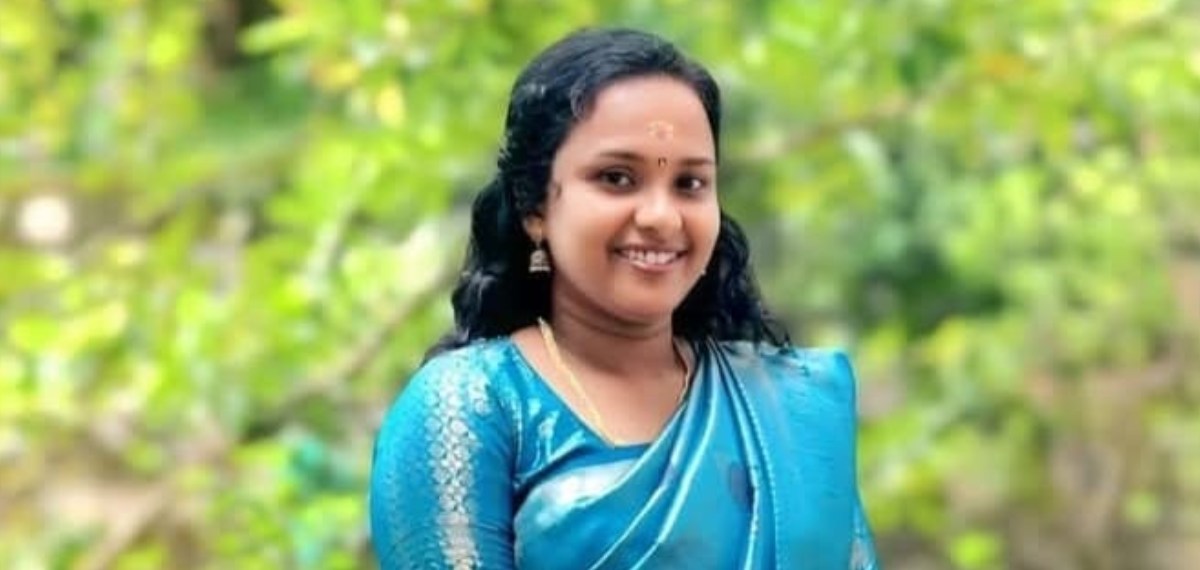 കൊല്ലത്ത് പാമ്പ് കടിയേറ്റ് യുവതിക്ക് ദാരുണാന്ത്യം