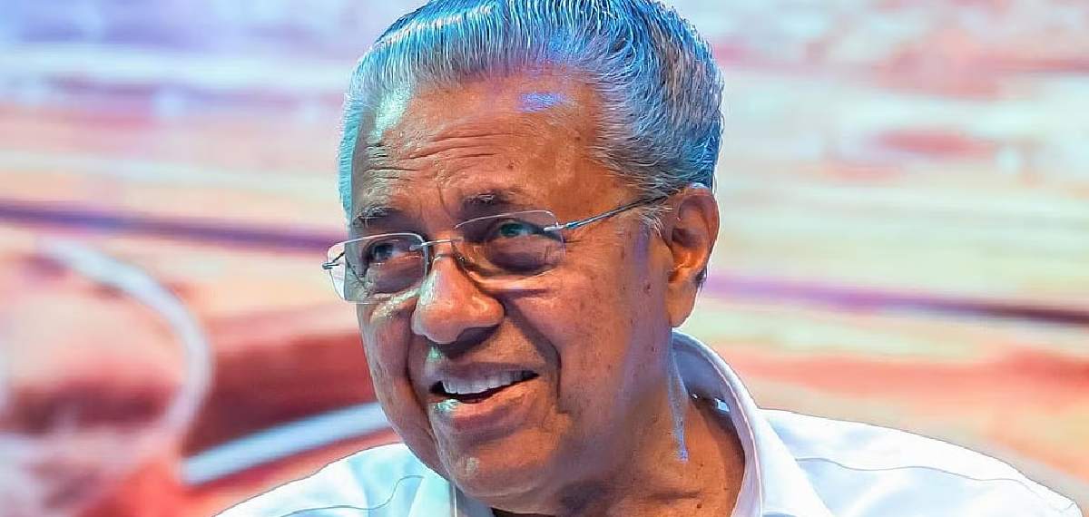സത്യപ്രതിജ്ഞ ചെയ്ത ദിവസം തന്നെ വി ഡി സതീശൻ സർക്കാർ ആർഎസ്എസ് അജണ്ട നടപ്പിലാക്കി; പിണറായി വിജയൻ