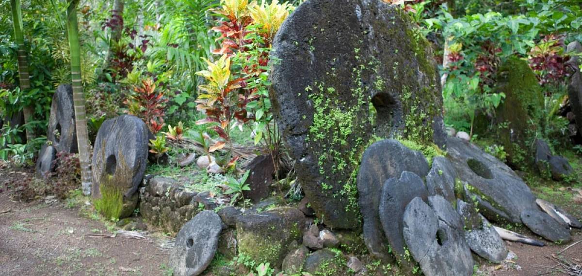 country that still uses stones instead of money