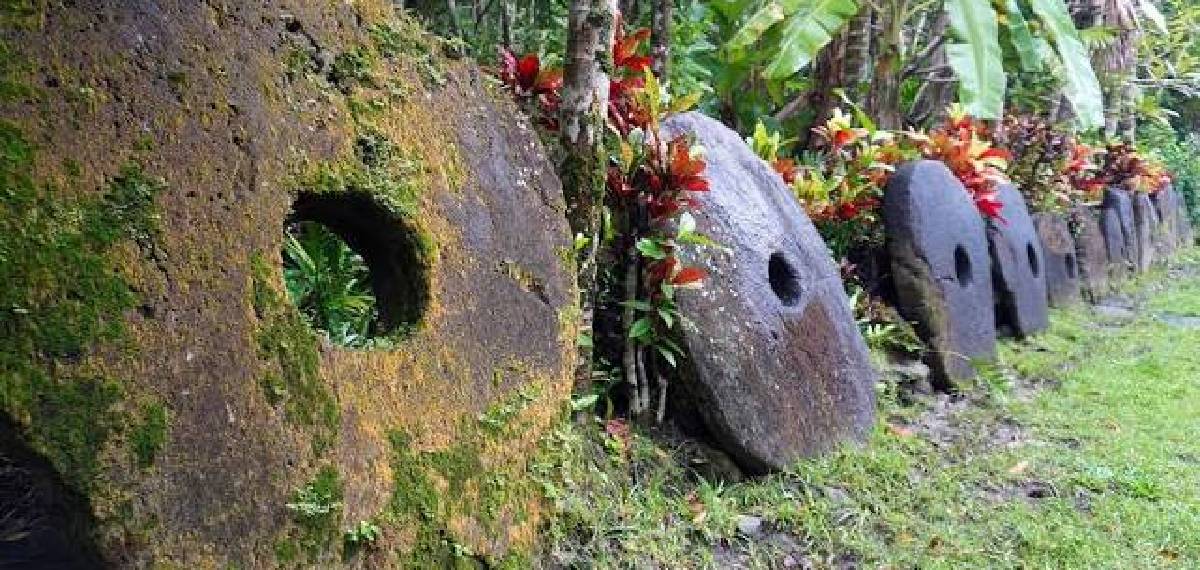 country that still uses stones instead of money