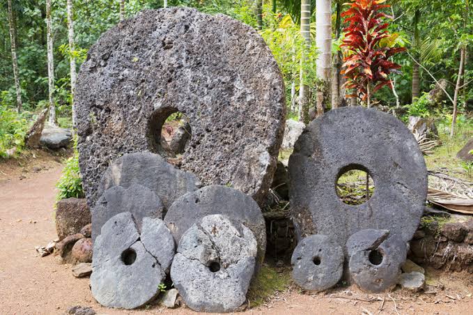 country that still uses stones instead of money