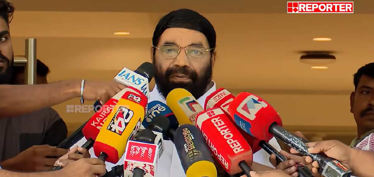 കുറ്റപ്പെടുത്തലല്ല വേണ്ടത്, മന്ത്രി മുന്‍കൈ എടുത്ത് ബോര്‍ഡിനെ ഉള്‍പ്പെടുത്തി മുന്നോട്ട് പോകണം; വി എന്‍ വാസവന്‍