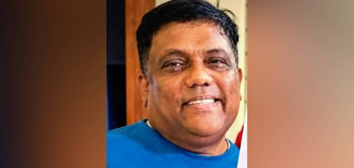 ഷാർജയിൽ കർണാടക സ്വദേശി കാറിനുള്ളിൽ മരിച്ച നിലയിൽ; ഭാര്യയെയും മകനെയും കാണാനില്ല