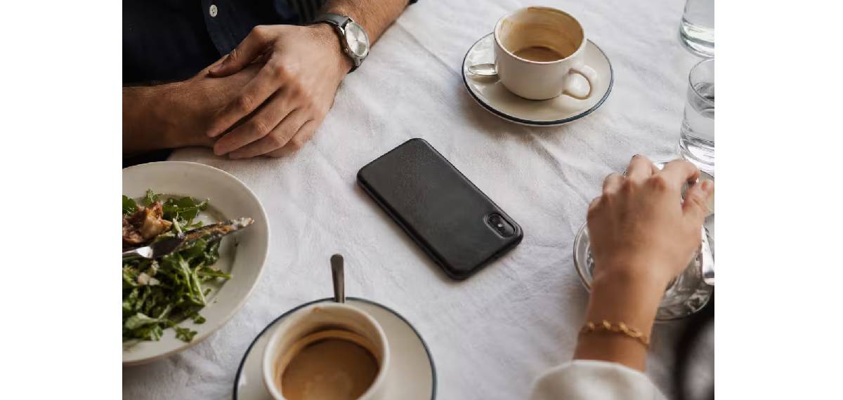 phone actually be placed face down or face up