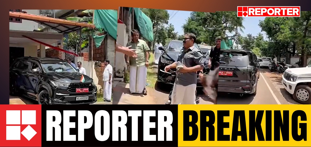 റേഞ്ച് റോവർ മാത്രമല്ല ഇന്നോവ ഹൈക്രോസും;മുമ്പും സ്വകാര്യവാഹനത്തിൽ സര്ക്കാര്ബോര്ഡ് വെച്ച് KM ഷാജിയുടെ യാത്ര