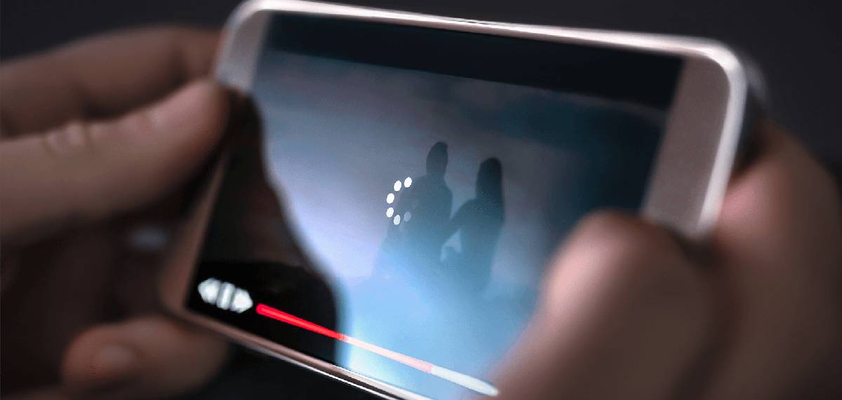 smartphone suddenly become slow