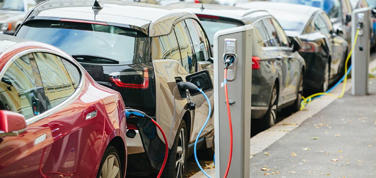 rapid charging of electric vehicle