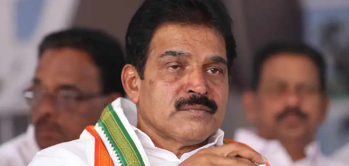 കെ സി വേണുഗോപാലിനെതിരായ സൈബര്‍ ആക്രമണം; കേസെടുത്തത് സതീശന്‍ അനുകൂലികളായ 5 കോണ്‍ഗ്രസ് പ്രവര്‍ത്തകര്‍ക്കെതിരെ