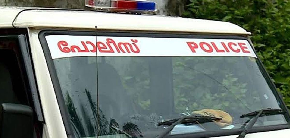 9-ാംക്ലാസുകാരിയെ തട്ടിക്കൊണ്ടുപോകാൻ ശ്രമം; മുടിക്ക് പിടിച്ചതോടെ കയ്യിൽ കടിച്ച് രക്ഷപ്പെട്ടുവെന്ന് കുട്ടി