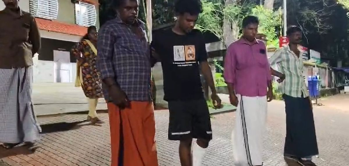 വര്ക്കലയില് പിതാവിന്റെ ദേഹത്ത് ചെളിവെള്ളം തെറിപ്പിച്ചത് ചോദ്യം ചെയ്ത മകന് ക്രൂരമര്ദ്ദനം; പരാതി
