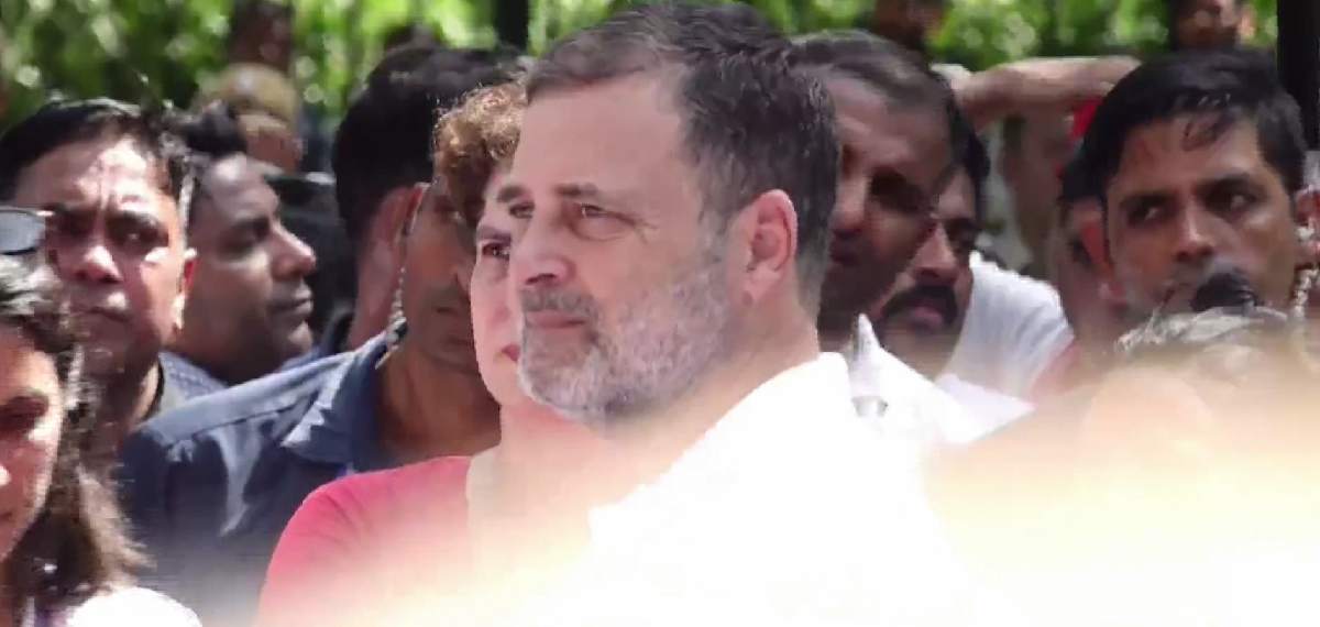 'ഇതെന്ത് ജനാധിപത്യം? ജനപ്രതിനിധികളെ കാണാന്‍ തെരഞ്ഞെടുപ്പ് കമ്മീഷന്‍ കൂട്ടാക്കുന്നില്ല'; രാഹുൽ ഗാന്ധി
