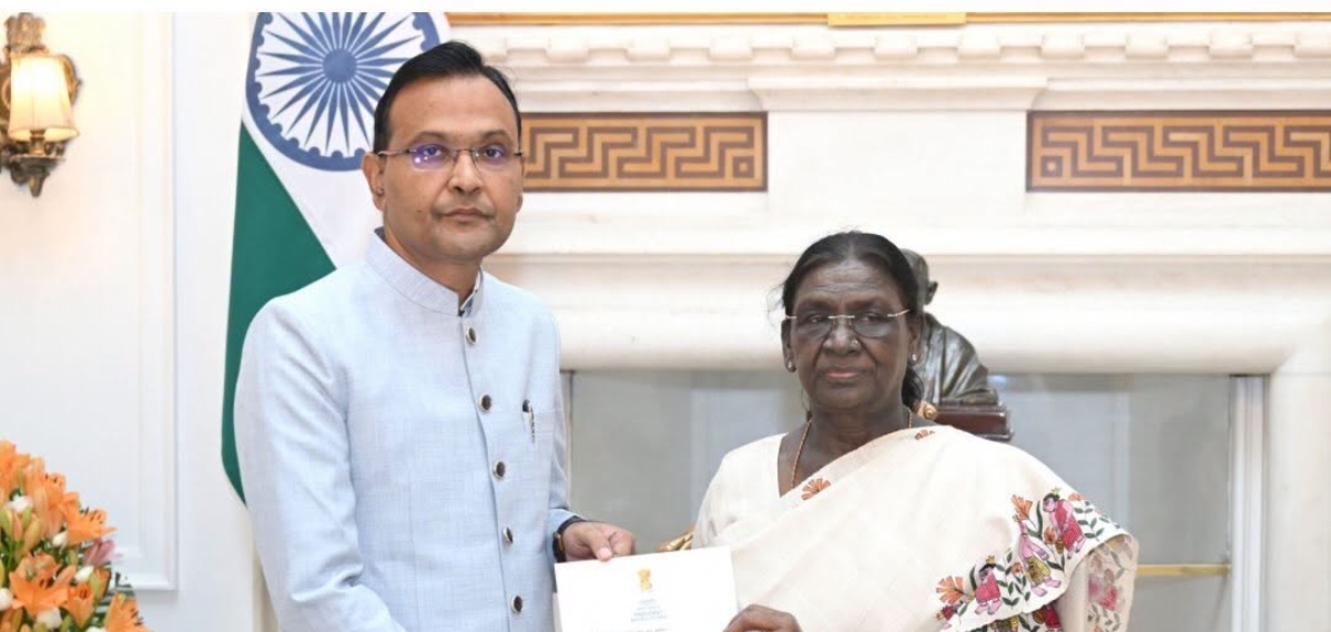 ഡോ. പ്രദീപ് സിംഗ് രാജ് പുരോഹിത് ബഹ്റൈനിലെ പുതിയ ഇന്ത്യൻ അംബാസഡർ; ഉടൻ ചുമതലയേൽക്കും