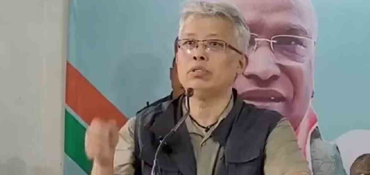 ലൈംഗികാതിക്രമമെന്ന വിദ്യാർത്ഥികളുടെ പരാതി; കോൺഗ്രസ് എംപിയായ പ്രൊഫസറെ പിരിച്ചുവിട്ട് ജെഎൻയു