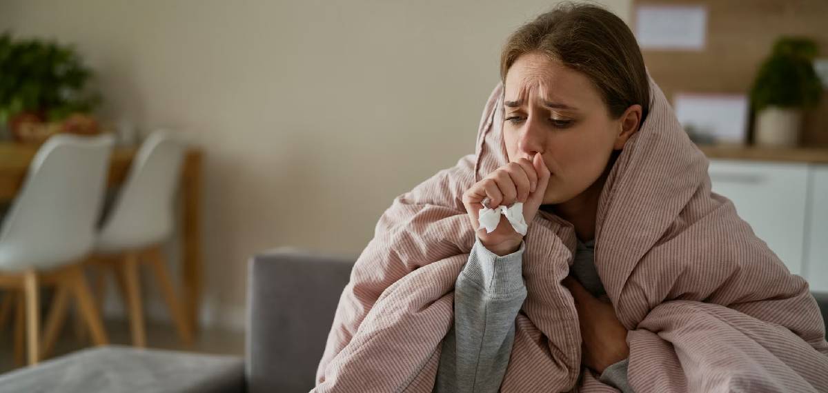 throat discomfort caused by mucus