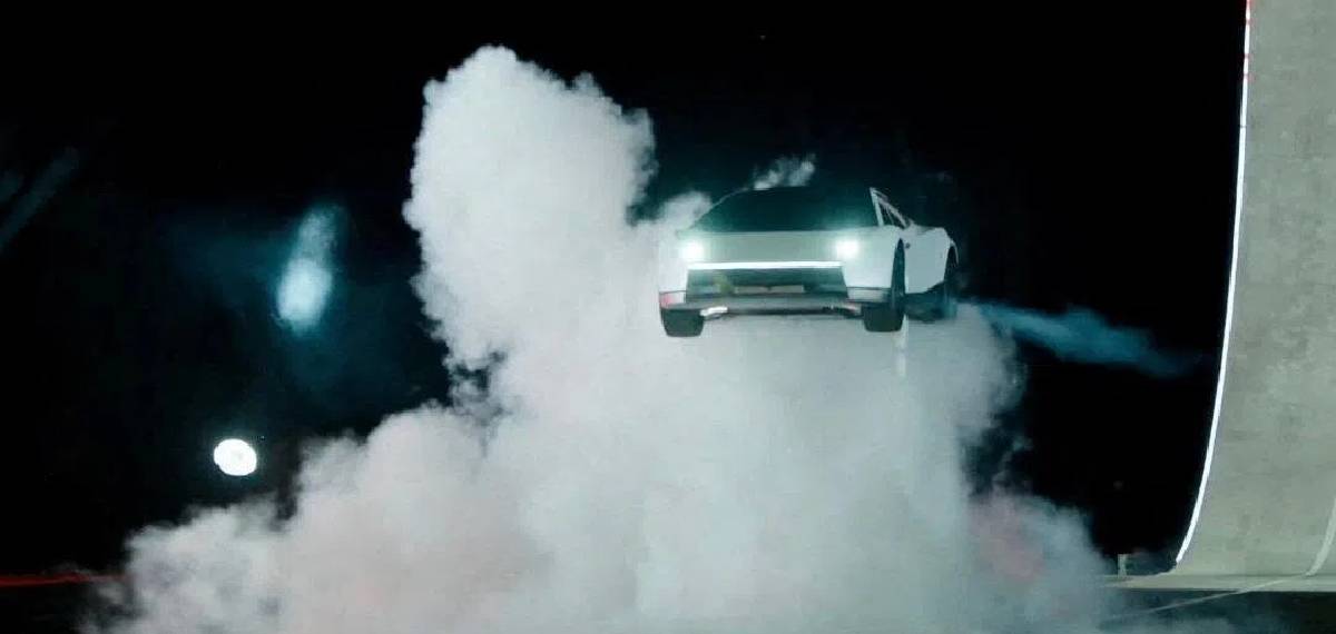  SpaceX thrusters