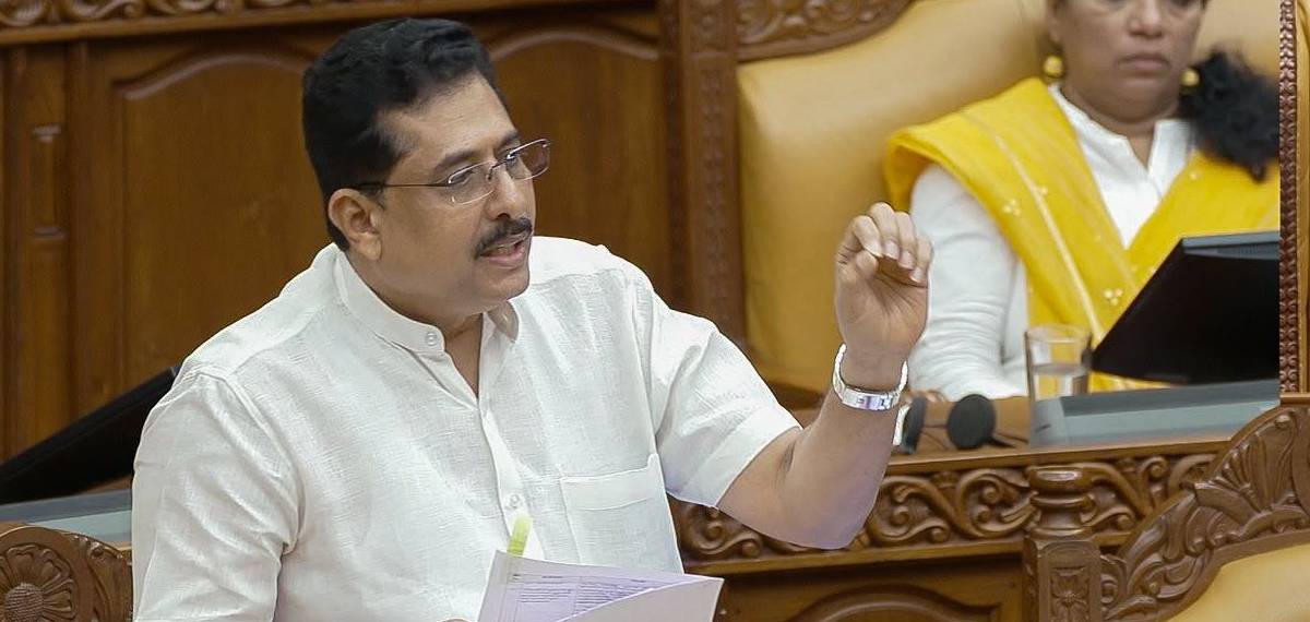 സർക്കാർ മാറിയ ഉടൻ വഖഫ് ബോർഡ് പുനഃസംഘടിപ്പിച്ചതല്ല, കോടതി നിർദേശം പാലിക്കുകയാണ് ചെയ്തത്': എൻ ഷംസുദ്ദീൻ