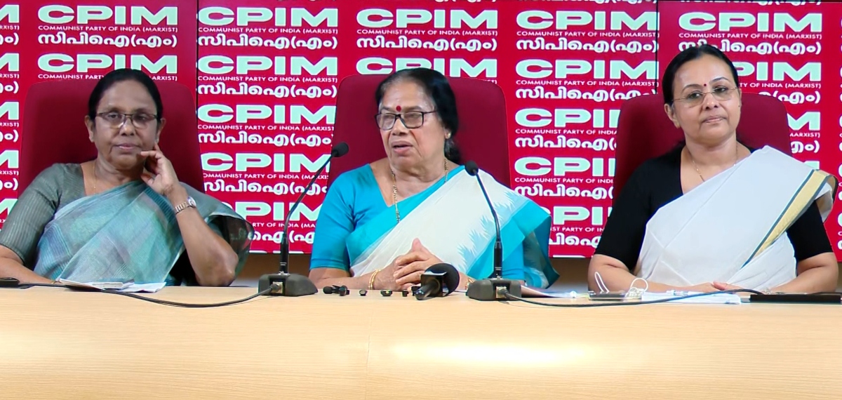 'കെ മുരളീധരന് ചുമതലയേറ്റെടുത്തത് മുതല് പ്രശ്നങ്ങള്'; സംയുക്ത വാർത്താസമ്മേളനവുമായി മുൻ ആരോഗ്യമന്ത്രിമാർ