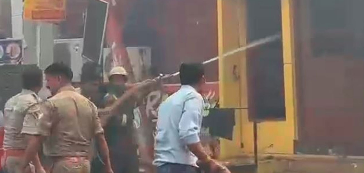 നോയിഡയില് ബഹുനില കെട്ടിടത്തില് തീപിടിത്തം; ഒരാള്ക്ക് ദാരുണാന്ത്യം
