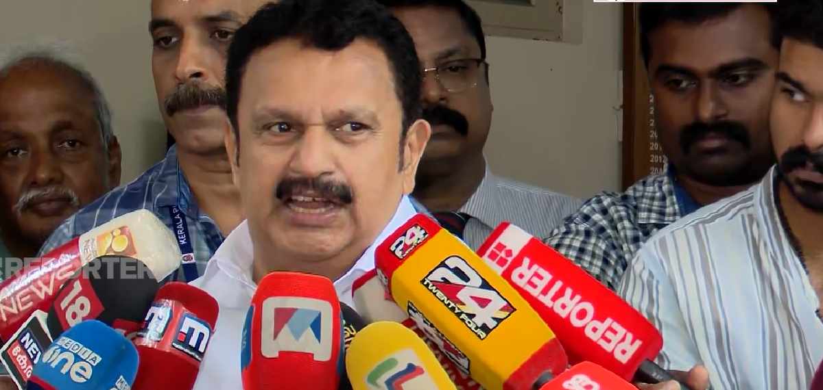 പിഎസ്സി അഴിമതിയുടെ സ്ഥാപനമായി മാറി, അതുകൊണ്ടാകാം ഗവര്ണര് ഈ തീരുമാനമെടുത്തത്: കെ മുരളീധരന്