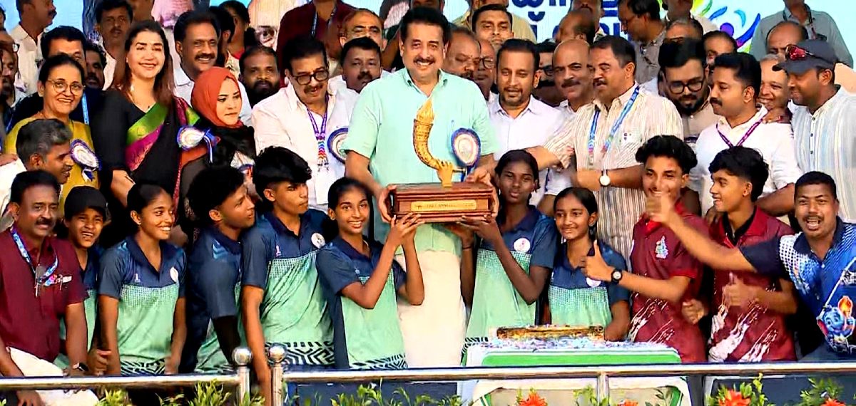 സംസ്ഥാന സ്കൂൾ കായികമേള: തിരുവനന്തപുരം ഓവറോൾ ചാമ്പ്യന്മാർ; മലപ്പുറം അത്‌ലറ്റിക്സ് ചാമ്പ്യന്മാർ