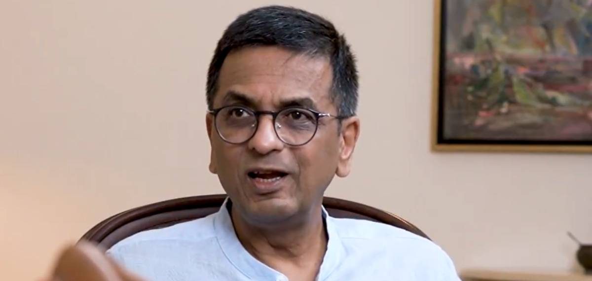 'ക്ഷേത്രം പൊളിച്ച് ബാബറി മസ്ജിദ് നിർമ്മിച്ചതിന് തെളിവുണ്ട്'; സ്വന്തം വിധിക്ക് വിരുദ്ധമായി ഡി വൈ ചന്ദ്രചൂഡ്