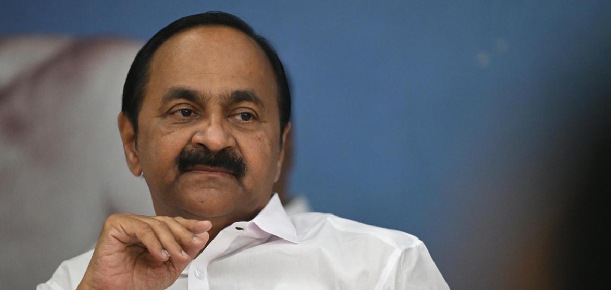 'നരക തീയിൽ വെന്ത് മരിക്കണമെന്ന് ശാപവാക്കുകൾ ചൊരിഞ്ഞവർ തന്നെ മാണി സാറിന് സ്മാരകം പണിയുന്നു'; പരിഹസിച്ച് സതീശൻ