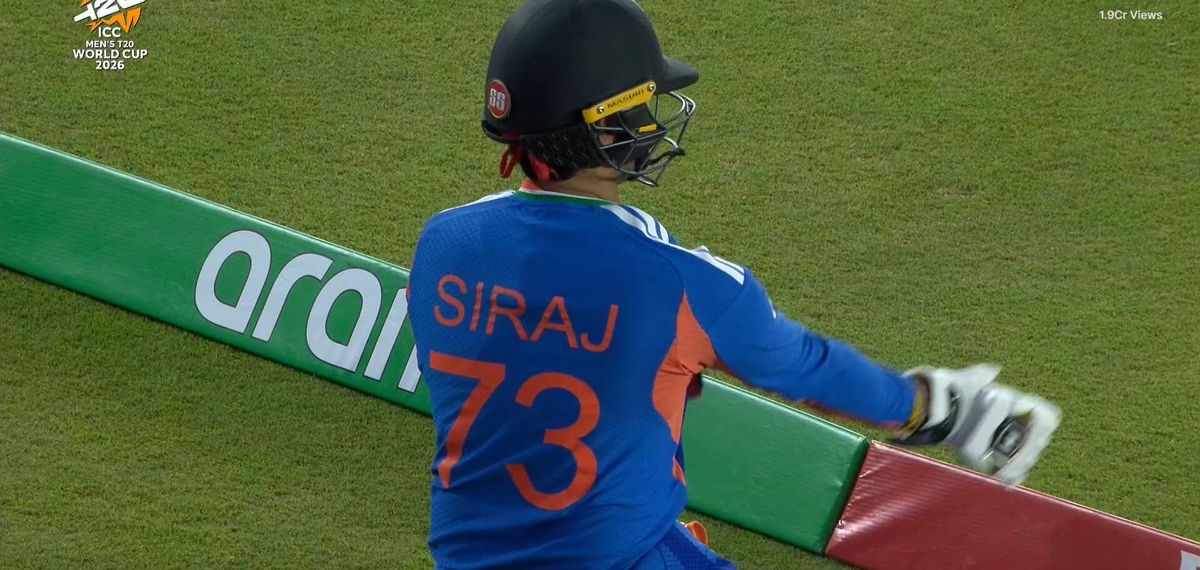 അഭിഷേക് ക്രീസിലെത്തിയത് സിറാജിന്റെ ജേഴ്‌സിയണിഞ്ഞ്; കാരണം തിരഞ്ഞ് ആരാധകര്‍