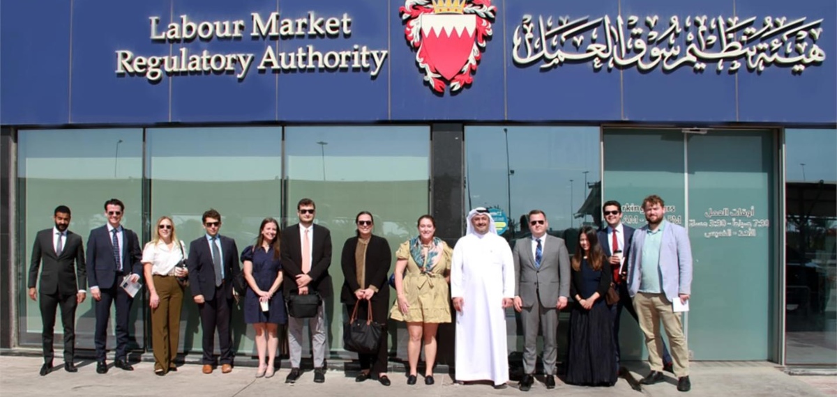 ബഹ്റൈനിൽ അമേരിക്കൻ സെനറ്റിൽ നിന്നും പ്രതിനിധികളുടെ സംഘം ലേബർ മാർക്കറ്റ് അതോറിറ്റി സന്ദർശിച്ചു