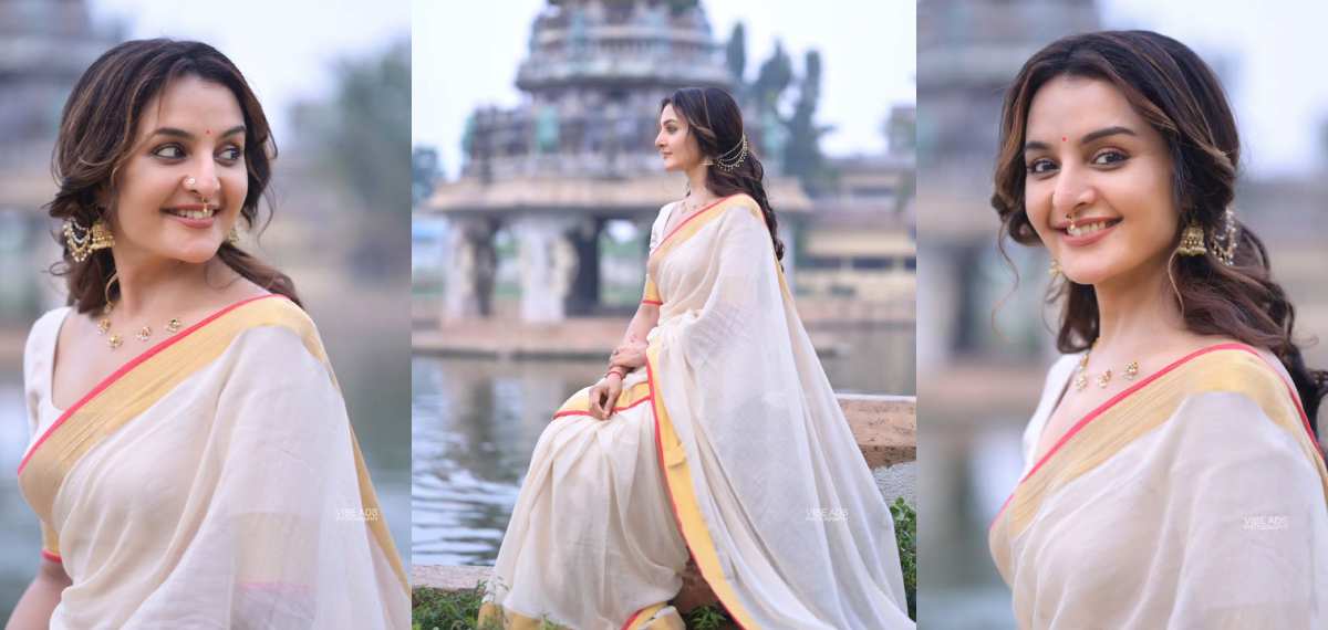 വീണ്ടും സോഷ്യൽ മീഡിയയ്ക്ക് തീയിട്ട് മഞ്ജു വാര്യർ; സിത്താരയുടെ പുതിയ പാട്ടിൽ അഭൗമ സൗന്ദര്യവുമായി നടി