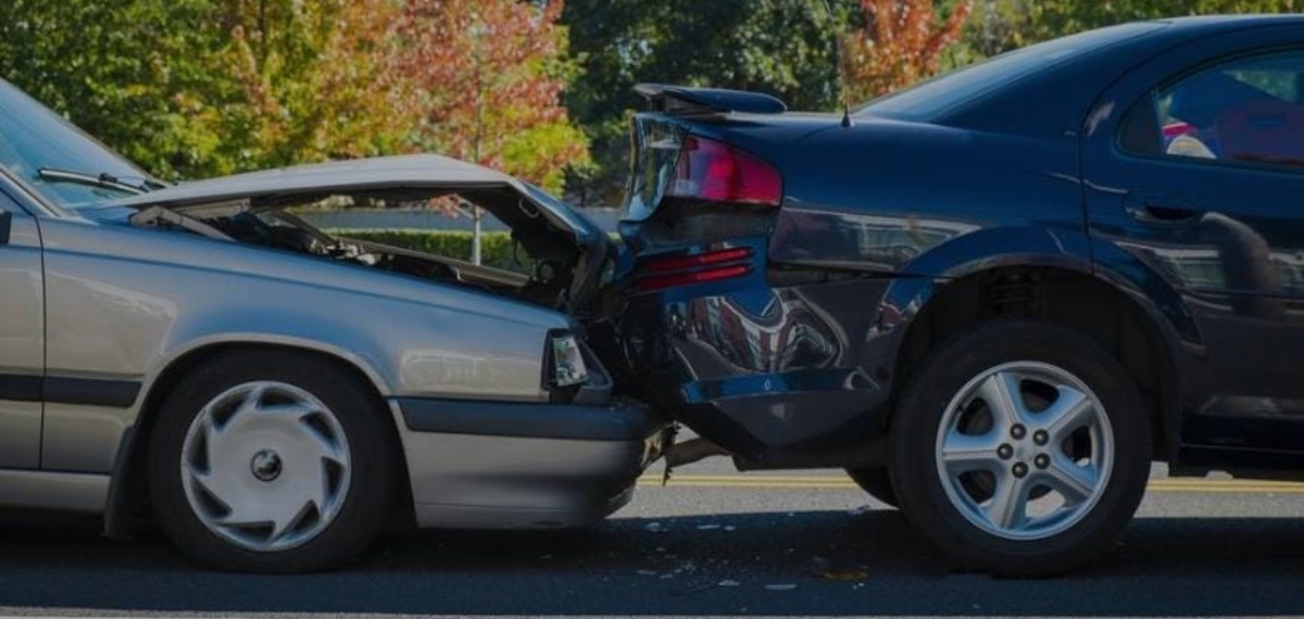 മദ്യപിച്ച് അമിതവേ​ഗത്തിൽ വാഹനമോടിച്ച് അപകടം; പ്രവാസിയെ അറസ്റ്റ് ചെയ്ത് ദുബായ് പൊലീസ്
