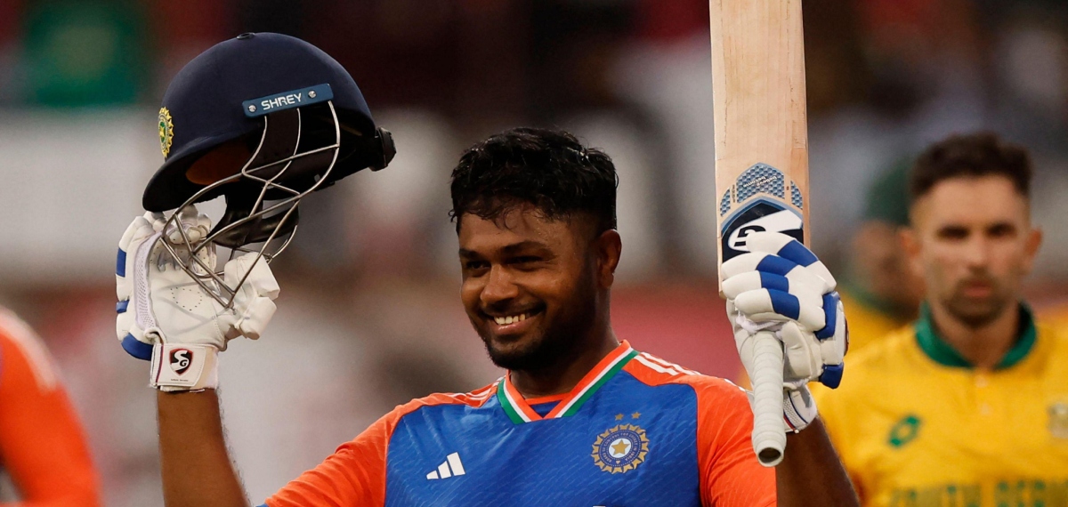 ഞെട്ടിയോ മക്കളെ! സഞ്ജു സാംസൺ മൂന്നാമനായി ക്രീസിൽ; ആർപ്പുവിളിച്ച് ആരാധകർ