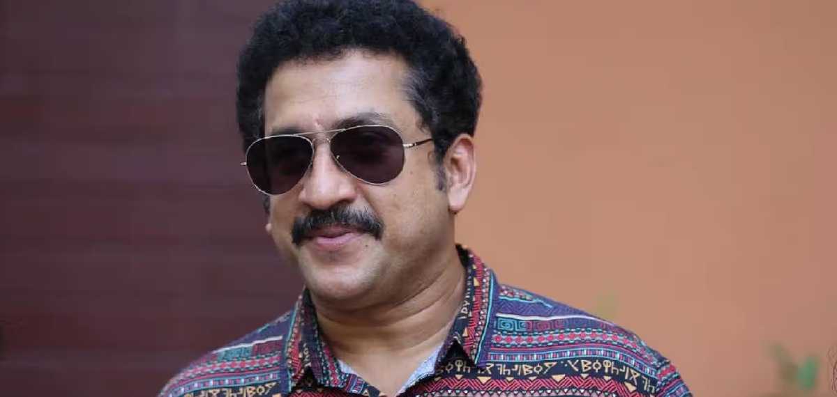 നാടകം ഏറ്റെടുത്തതിന്റെ പേരില്‍ സിനിമയിലെ അവസരം മുടക്കല്ലേ; ഫേസ്ബുക്ക് കുറിപ്പുമായി സന്തോഷ് കീഴാറ്റൂര്‍