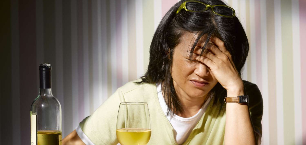 മദ്യപിച്ചാല് ഹാങ്ഓവര് മാത്രമല്ല ഉണ്ടാകുന്നത്; തലച്ചോറിലെ മാറ്റങ്ങള് ആശങ്കാജനകമെന്ന് പുതിയ പഠനം