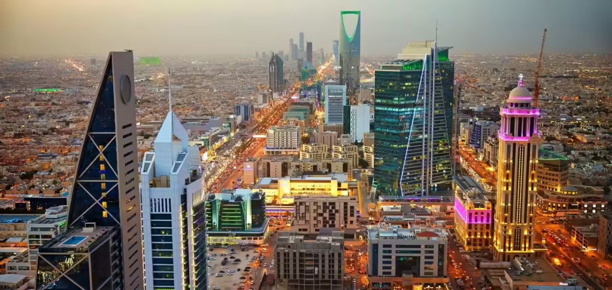 14,000ത്തിലധികം പ്രവാസികളെ നാടുകടത്തി; നിയമ ലംഘകര്‍ക്കെതിരെ നടപടി ശക്തമാക്കി സൗദി