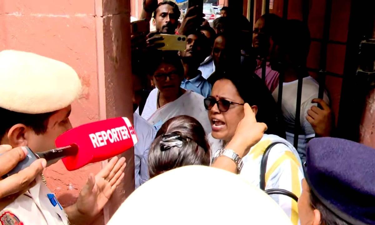 ജി 20 ഉച്ചകോടിക്കെതിരെ ഡൽഹിയിൽ വി 20: പരിപാടി തടഞ്ഞ് പൊലീസ്; സുർജിത്ത് ഭവൻ അടച്ചു