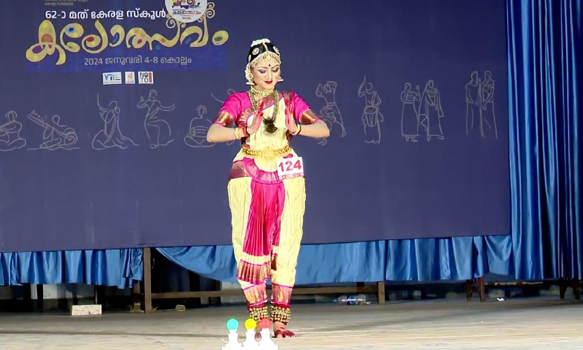 കൗമാരകലാമാമാങ്കം; ആദ്യ ദിനം കോഴിക്കോടിന്റെ മുന്നേറ്റം