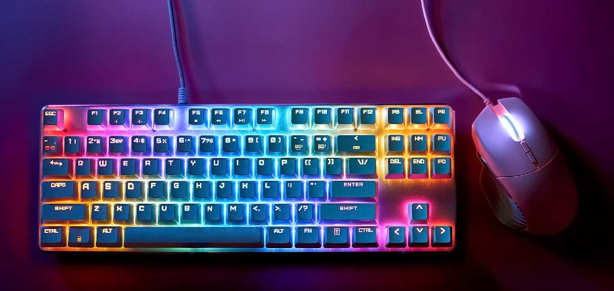 computer keyboard are not in alphabetical order