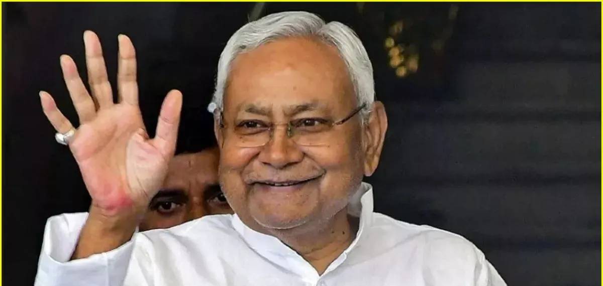 ബിഹാറില് നിതീഷ് തുടരും; രണ്ട് ഉപമുഖ്യമന്ത്രിമാരും ബിജെപിയില് നിന്നെന്ന് റിപ്പോര്ട്ട്