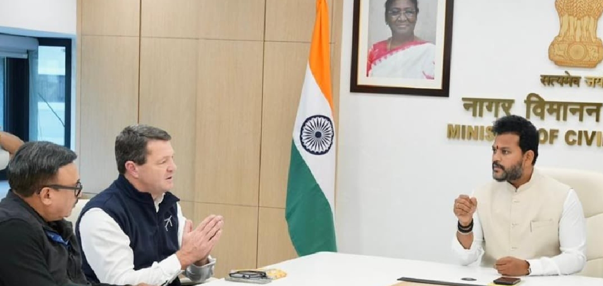 ഇൻഡിഗോയ്ക്കെതിരെ നടപടിയുമായി കേന്ദ്രം; 10 ശതമാനം സർവീസുകൾ വെട്ടിക്കുറച്ച് ഉത്തരവ്; സിഇഒയെ വിളിച്ചുവരുത്തി