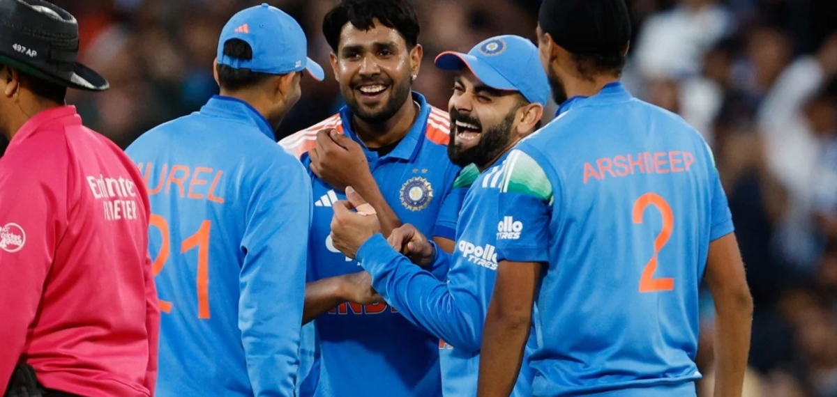 ഹർഷിത് റാണ തിളങ്ങി; മൂന്നാം ഏകദിനത്തിൽ ഓസീസിനെ എറിഞ്ഞിട്ട് ഇന്ത്യ