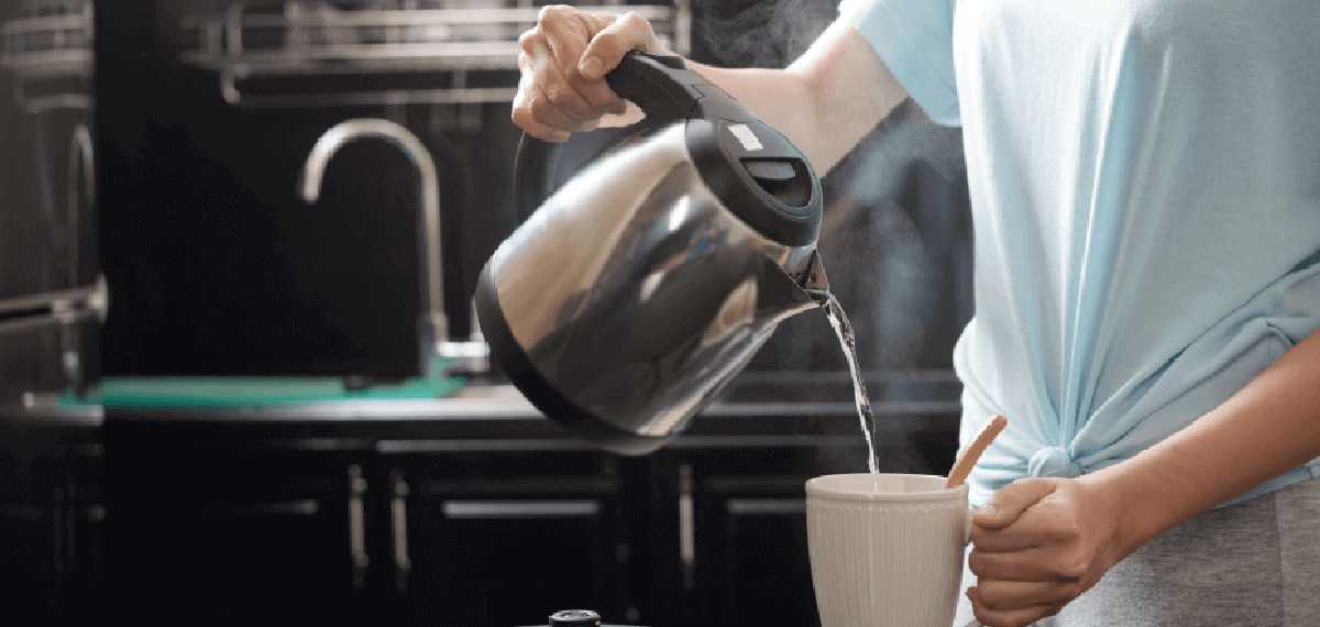 drinking hot water  benefits