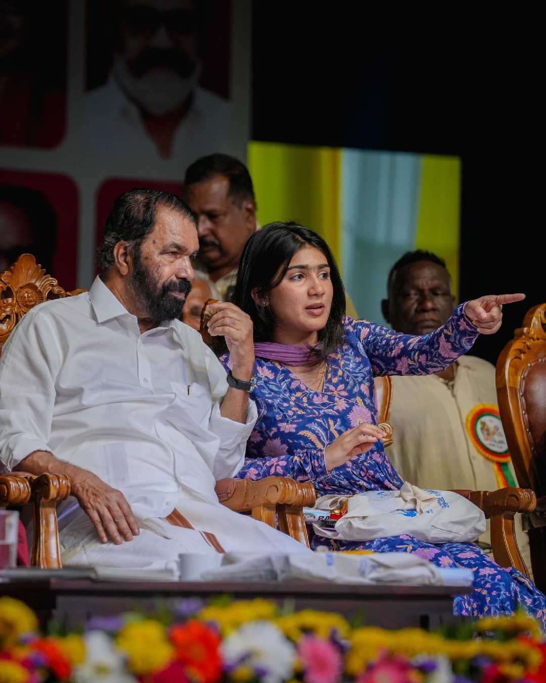 Riya Shibu with Minister V Sivankutty