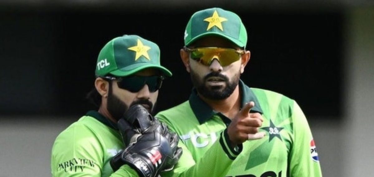 പാക് താരങ്ങളുടെ കോടിക്കണക്കിന് രൂപ തട്ടിയെടുത്ത് വ്യവസായി മുങ്ങി; ഇരയായത് ബാബറും റിസ്വാനുമടക്കമുള്ളവർ