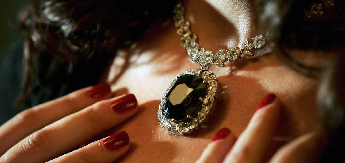 'ഉടമയെ കൊല്ലുന്ന കറുത്ത വജ്രം'; ബ്ലാക്ക് ഓര്ലോവ് ഡയമണ്ടിന് പിന്നിലെ കഥകള്